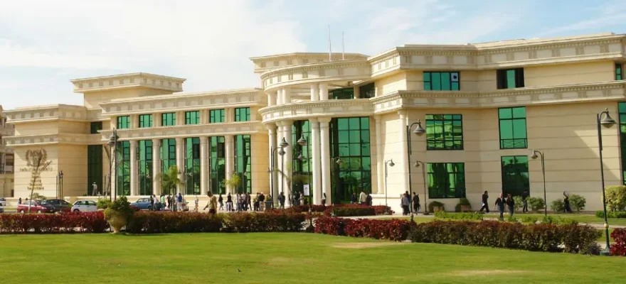 الجامعات الخاصة في القاهرة: من الشيخ زايد و مدينة السادس من اكتوبر الى التجمع الخامس، العاصمة الادارية و مدينة الشروق