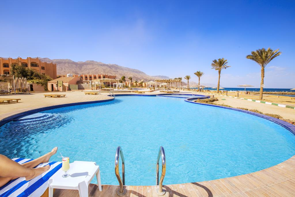 داي يوز دوم مارينا السخنة